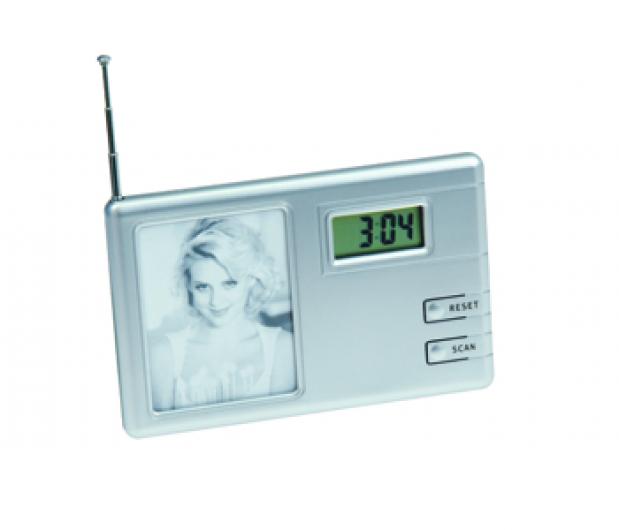 Radio B080